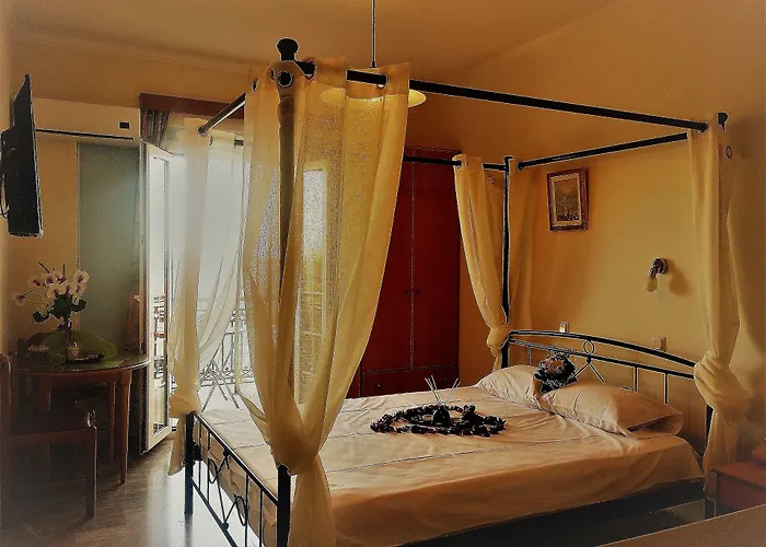 Stellatos House *