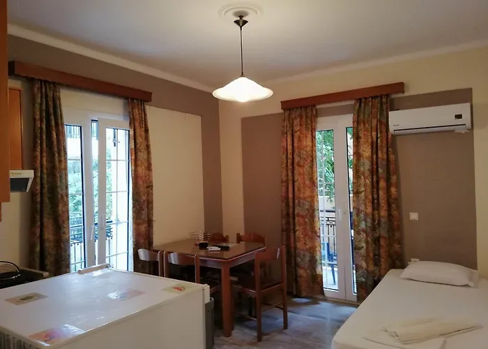 Stellatos House דירה