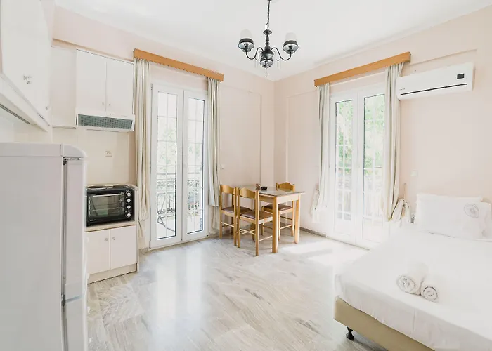 דירה Stellatos House