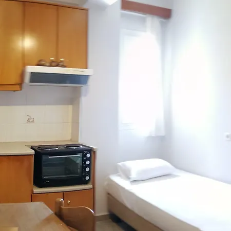 Apartament Stellatos House *