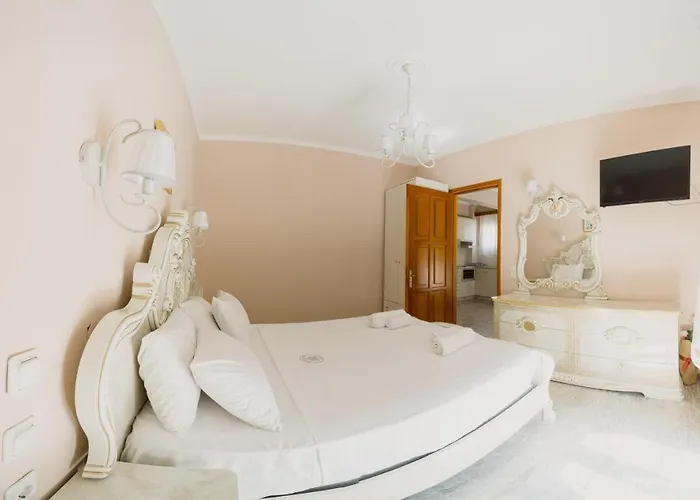 Stellatos House