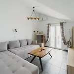 Apartmán Stellatos House