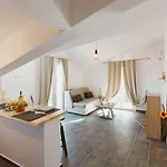 Stellatos House Apartmán