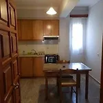 Stellatos House Apartmán *
