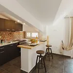 Stellatos House *