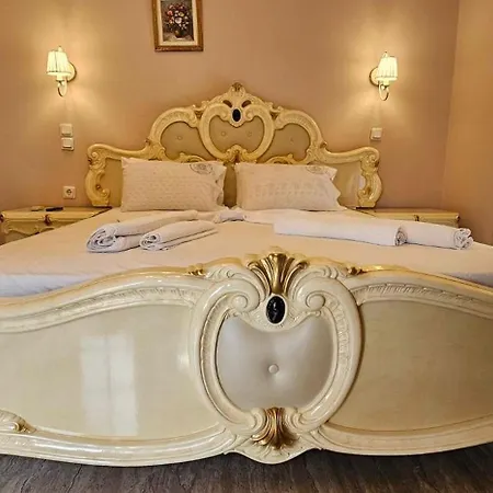 Stellatos House *