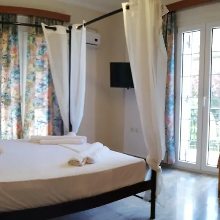 Stellatos House شقة بوروس