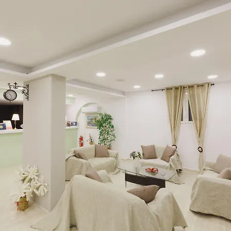 Stellatos House * بوروس
