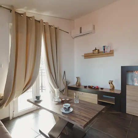 Stellatos House شقة *
