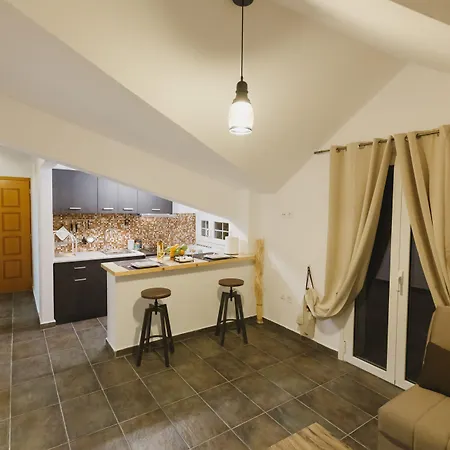 Appartement Stellatos House *