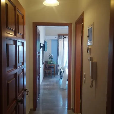 Stellatos House 아파트